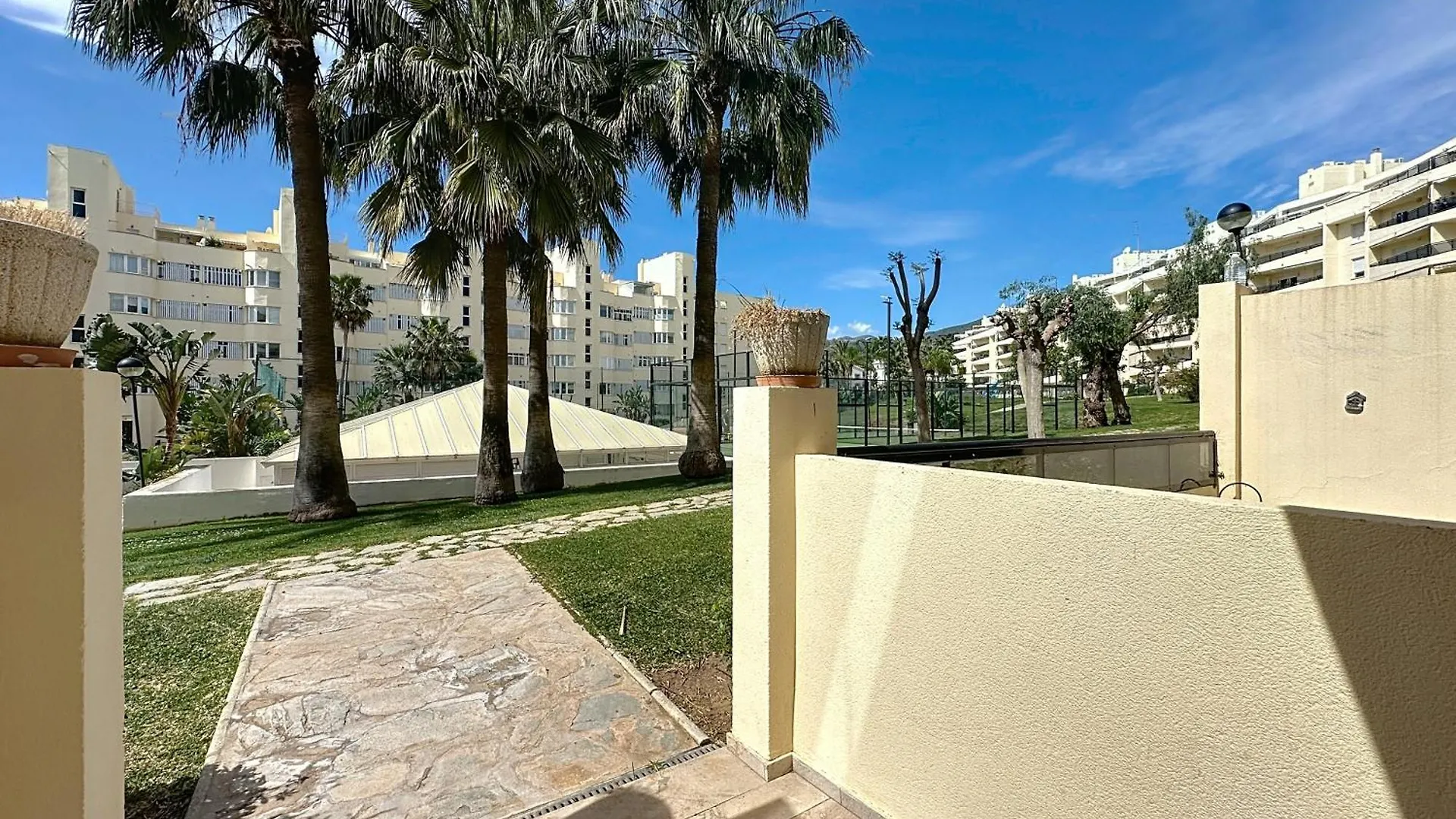 600 M Beach, Pool, Terrace, Wifi, 1 Bedroom Torremolinos
