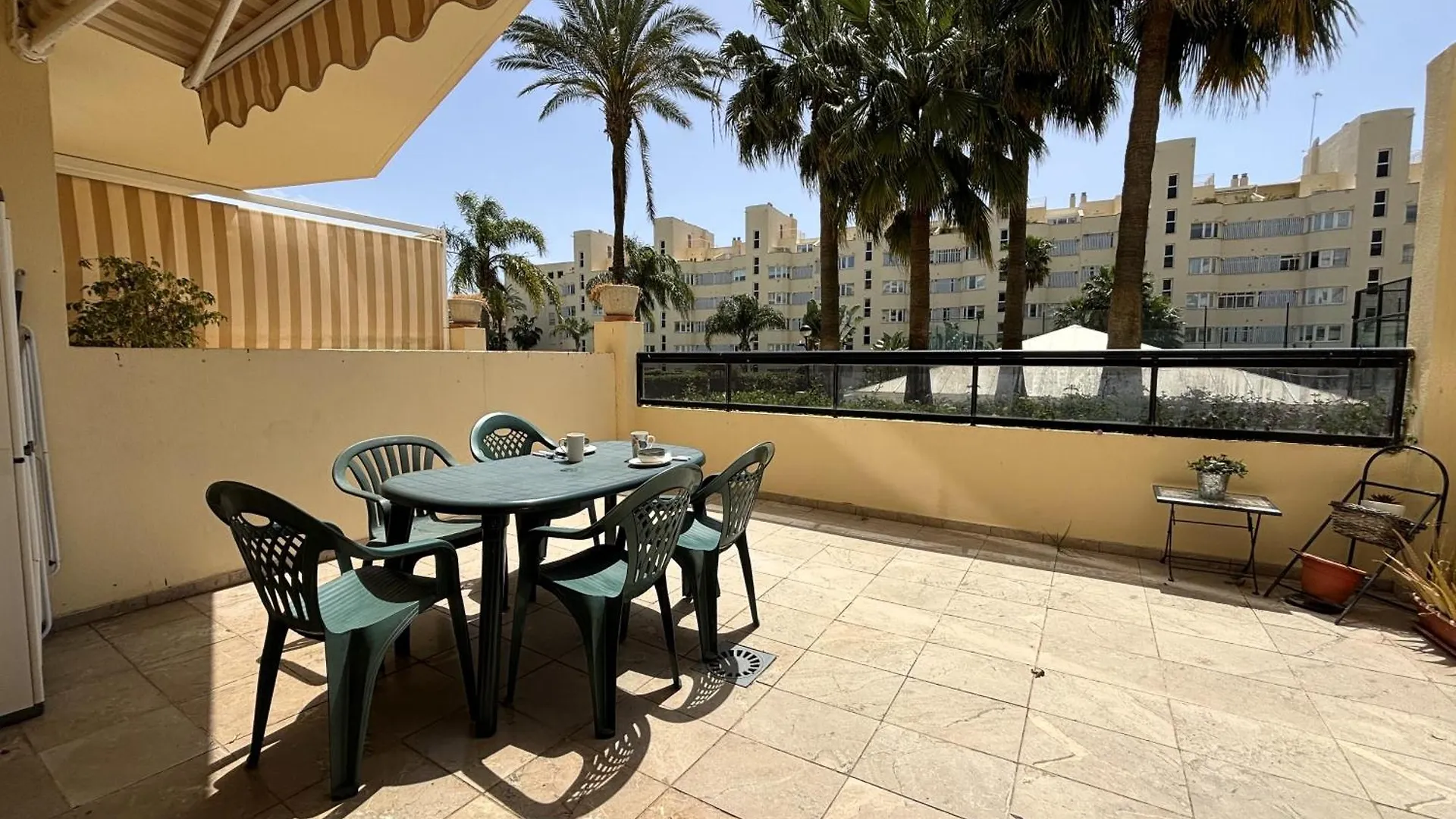 Apartment 600 M Beach, Pool, Terrace, Wifi, 1 Bedroom Torremolinos